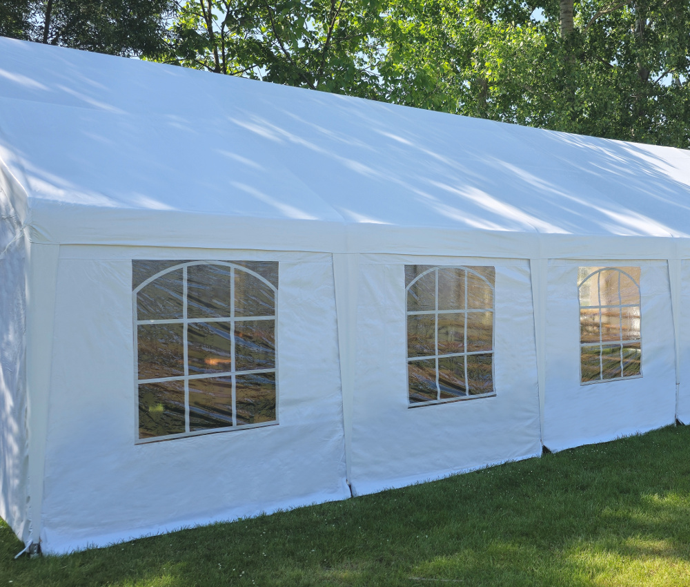 Párty stan s bočními stěnami